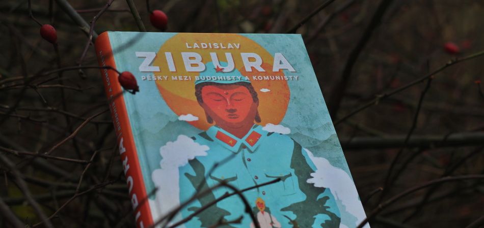 Pěšky mezi buddhisty a komunisty - Ladislav Zibura